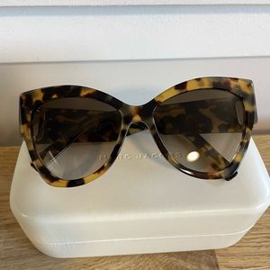 Marc Jacobs cat eye tortoise shell sunglasses